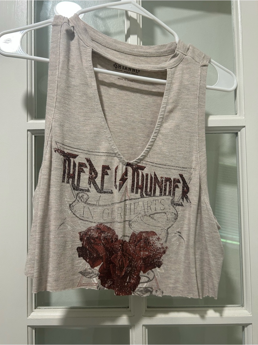 Shyanne Beige Heather Crop Tank with Red Rose Graphic